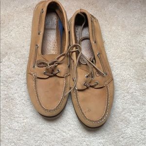 Sperry boat shoes